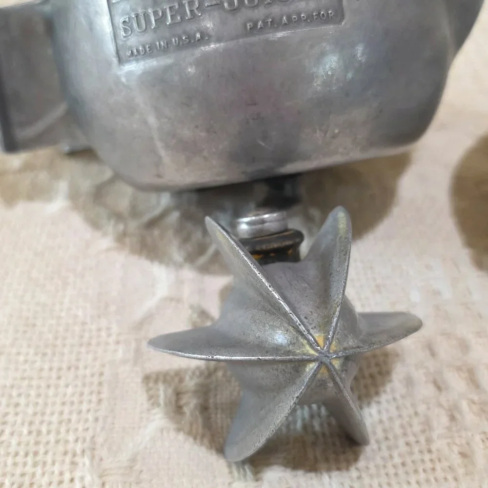 Vintage Central States Mfg Co SPEEDO SUPER JUICER MCM Retro Citrus Hand Crank